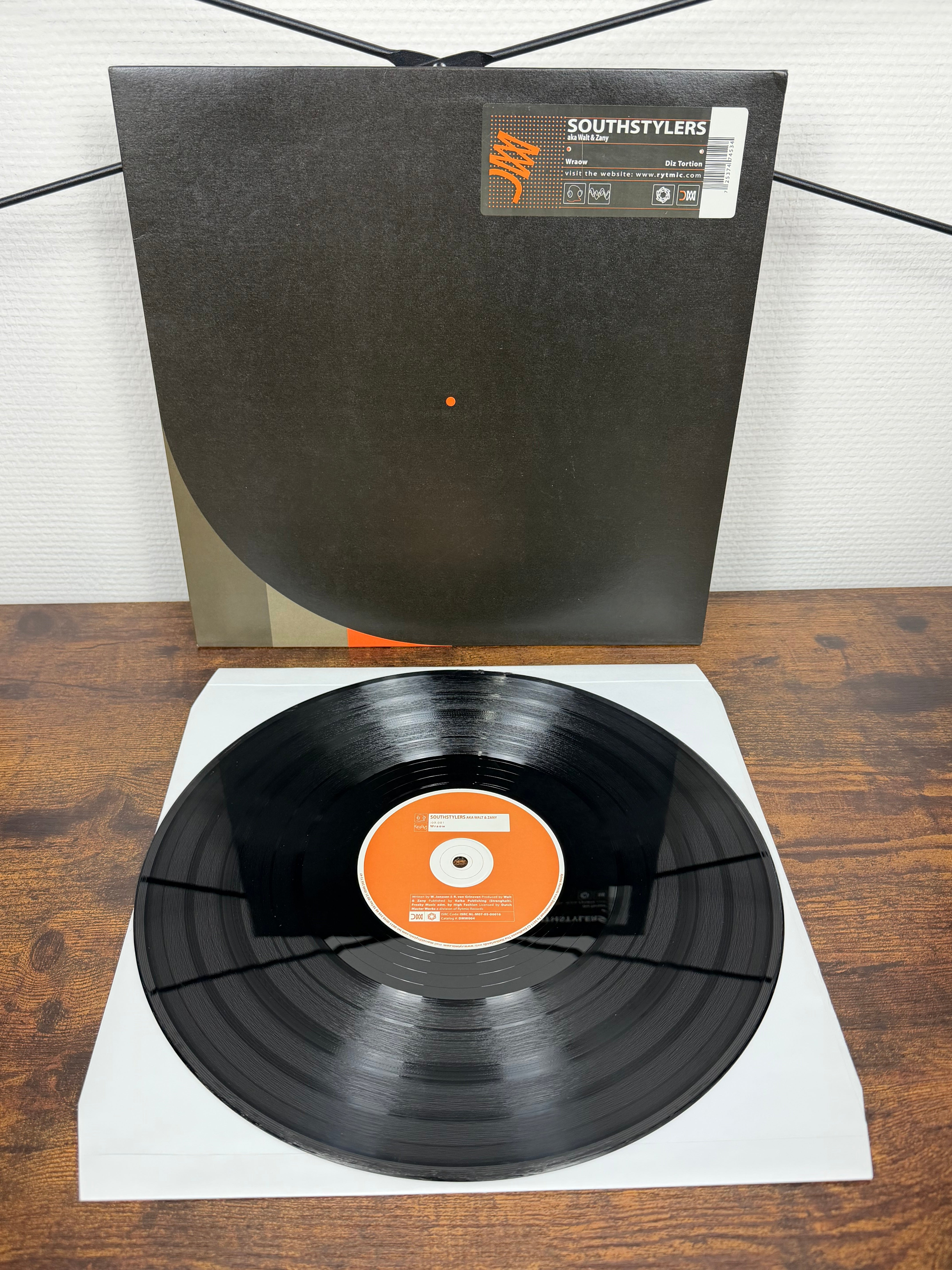 (2005) Southstylers Aka Walt & Zany* – Wraow / Diz Tortion (Vinyl, Hardstyle)