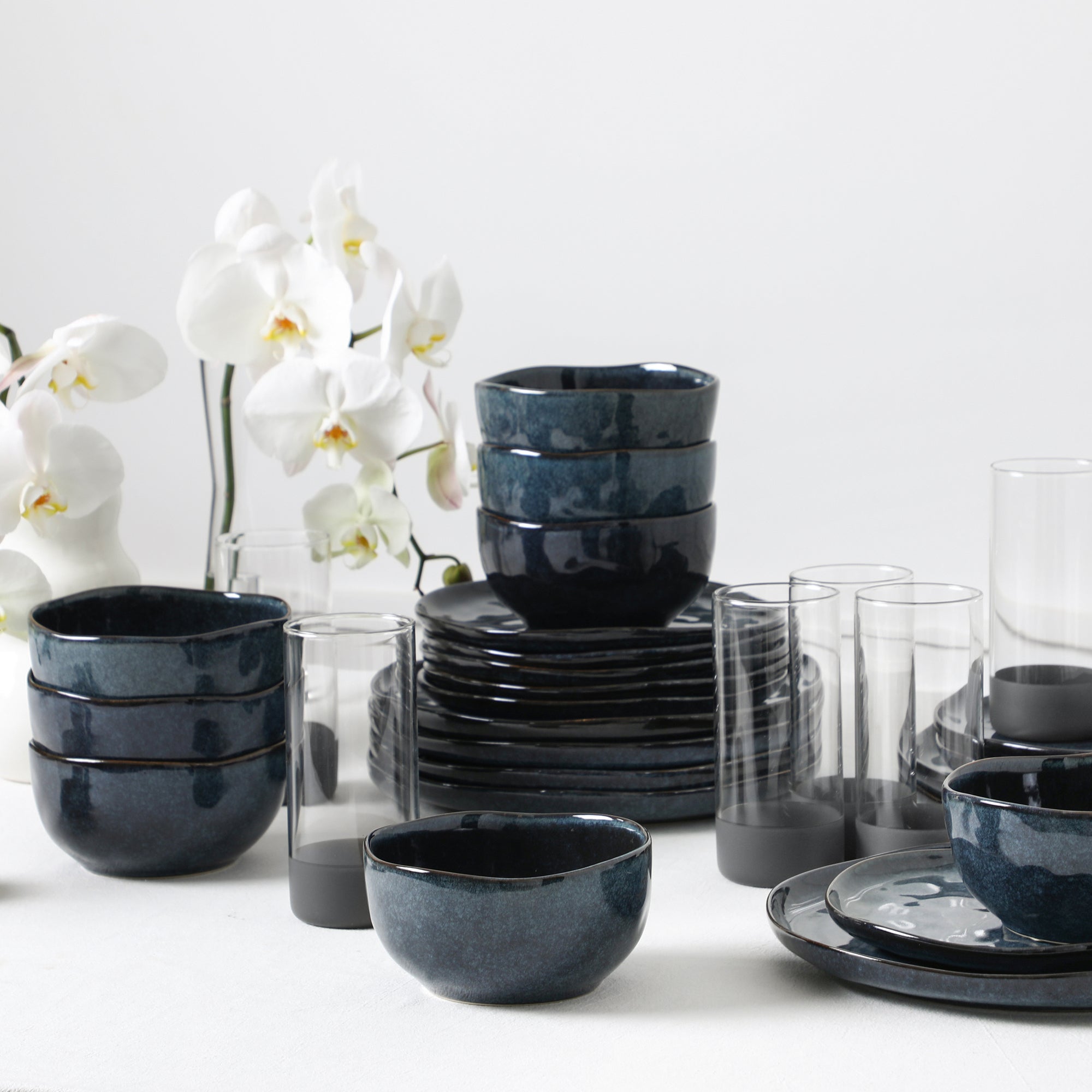 Monxra Monxra Stoneware Dinnerware Set, Includes Glasses