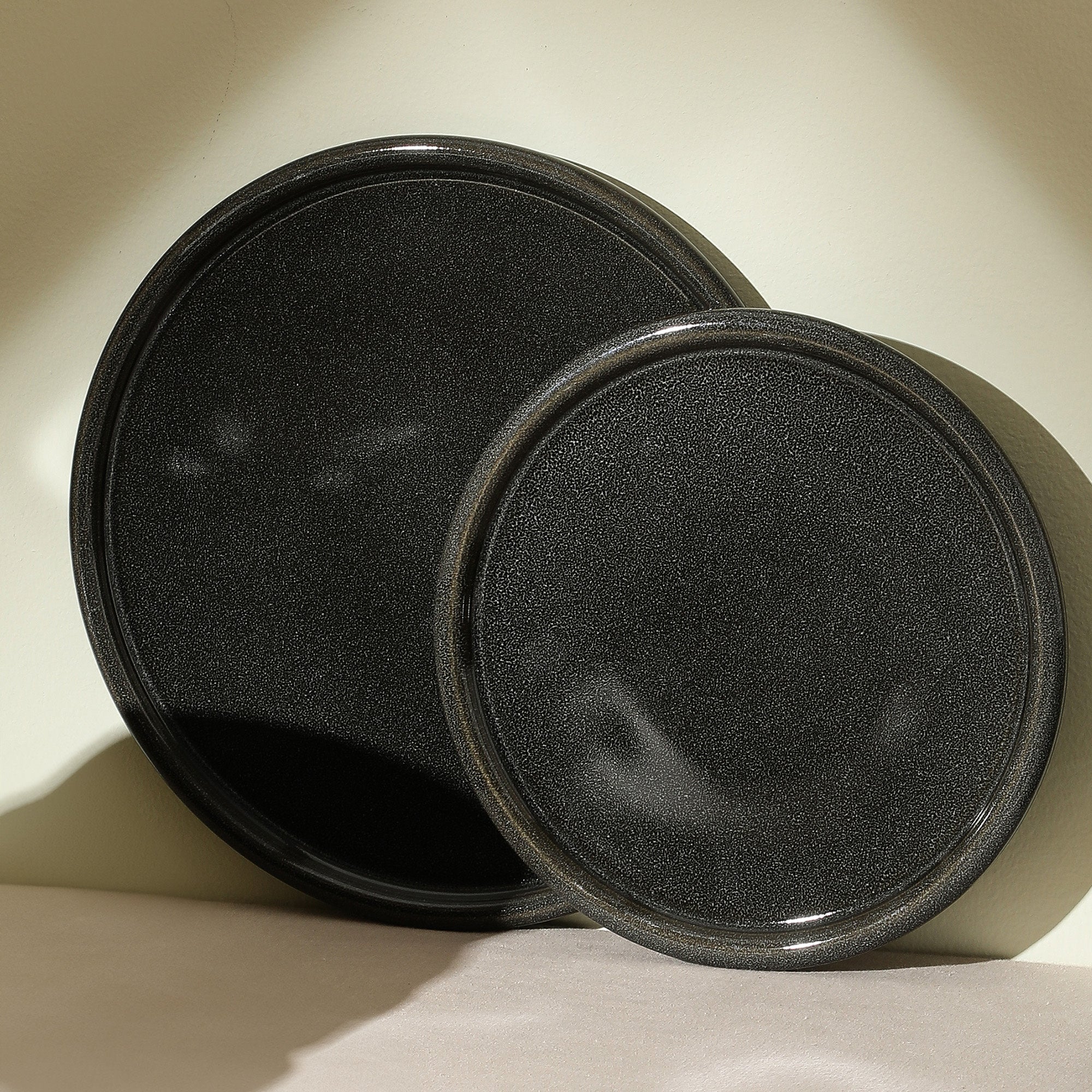 Monxra Stoneware Dinner Plate - Charcoal Grey