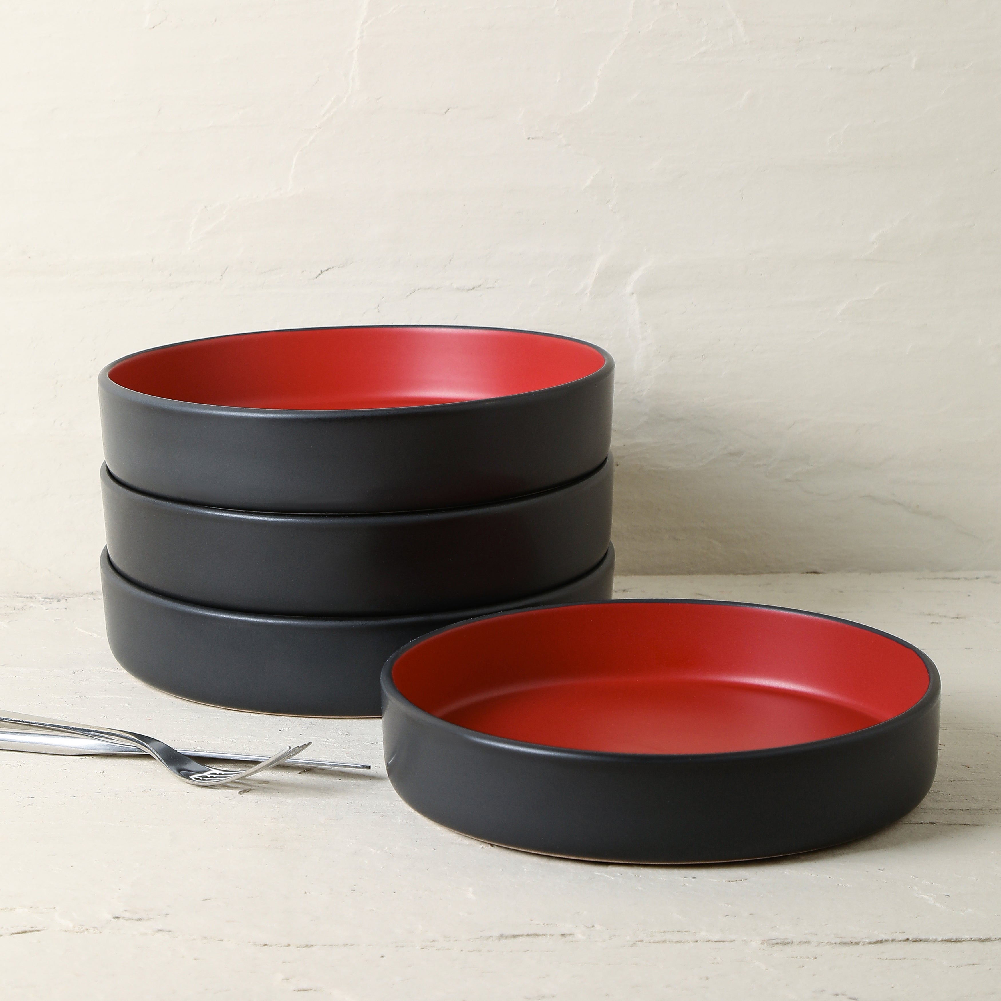 Monxra Stoneware  Pasta Bowl - Red And Black