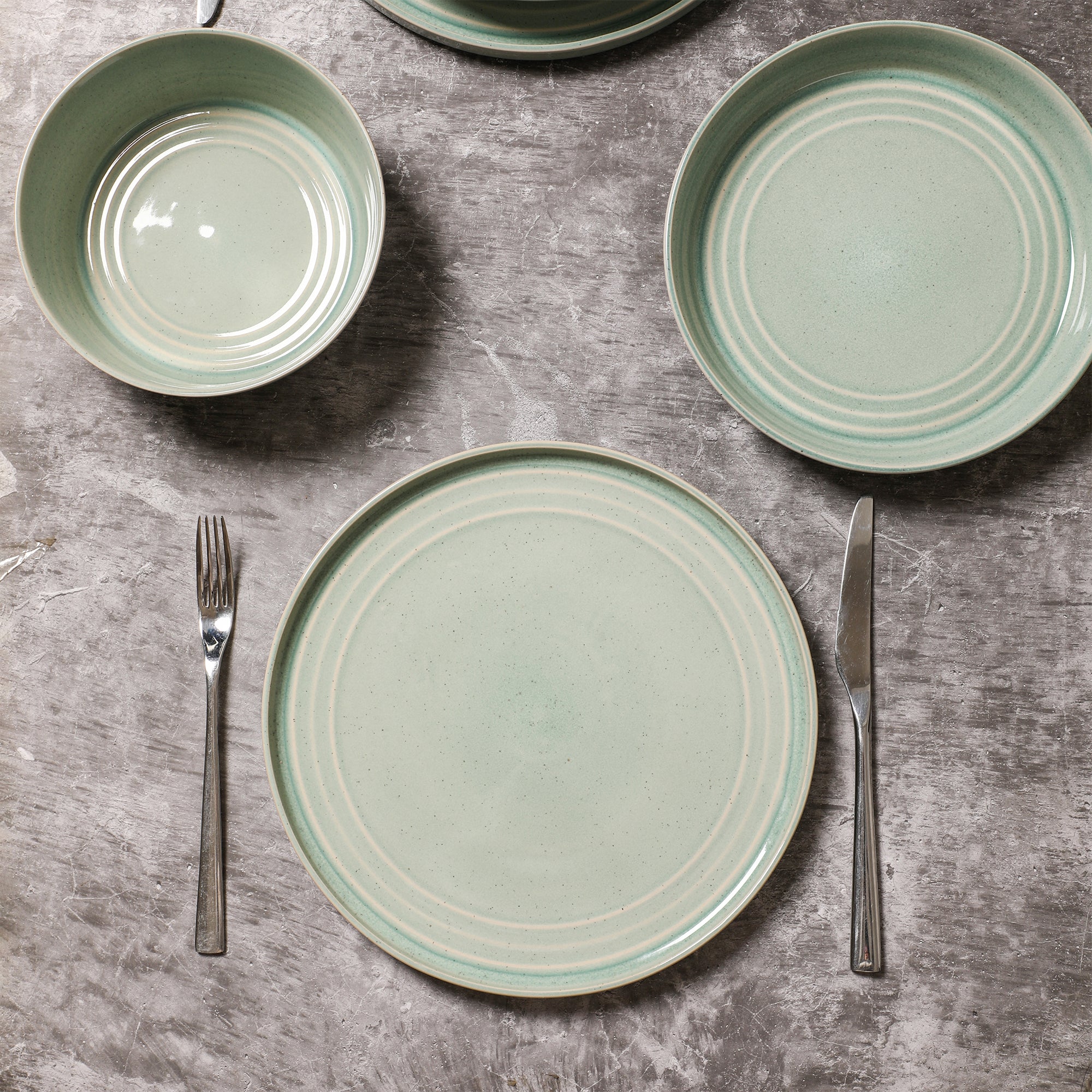 Monxra Stoneware Dinner Plate Set - Green