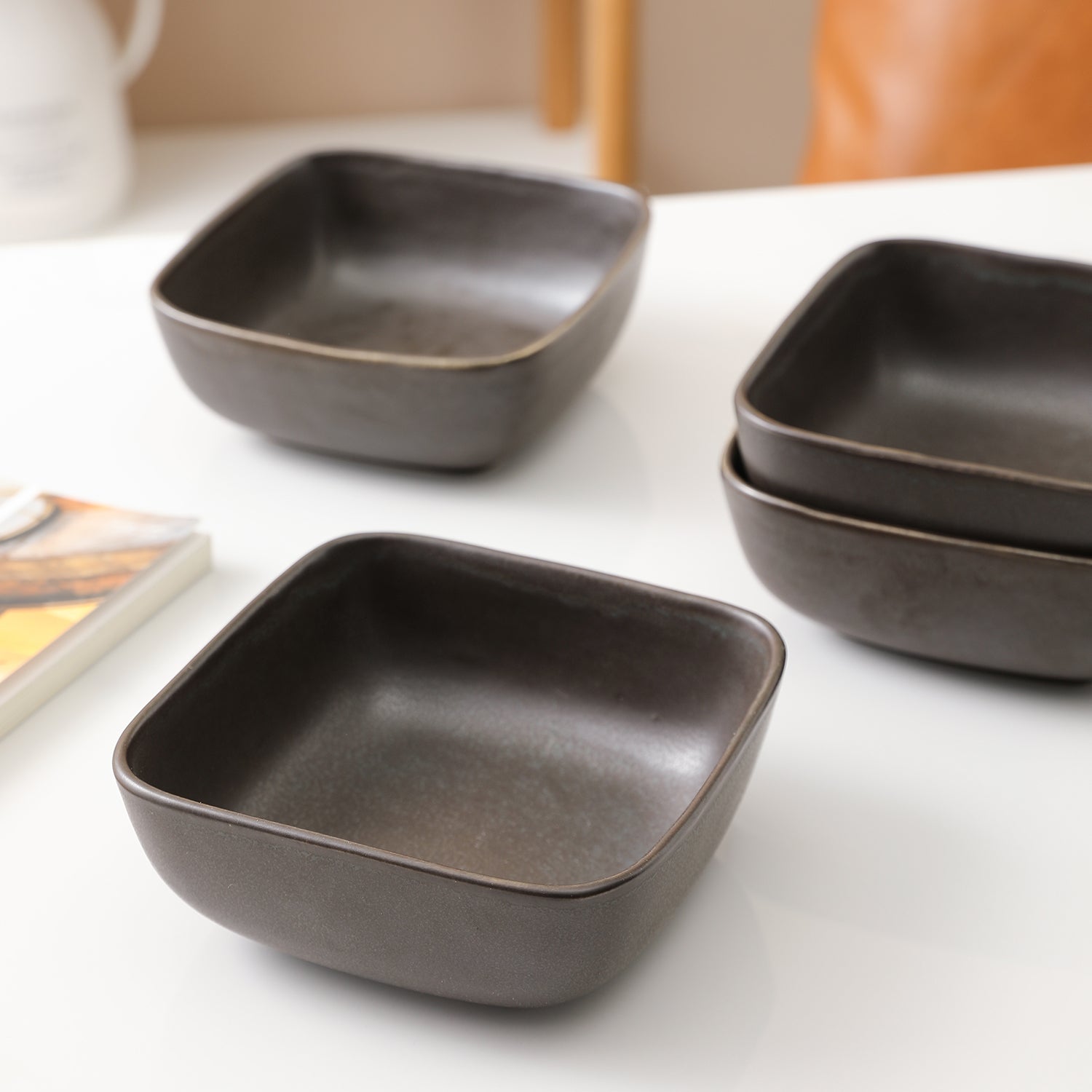 Monxra Stoneware Dinnerware Set - Brown